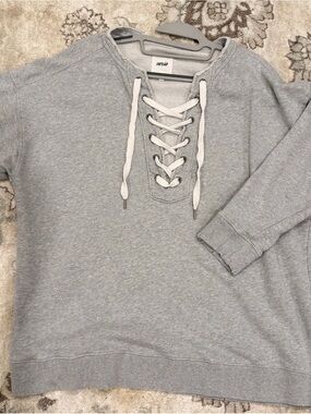 aerie Lace-Up V‑Neck Sweatshirt in Heather Gray